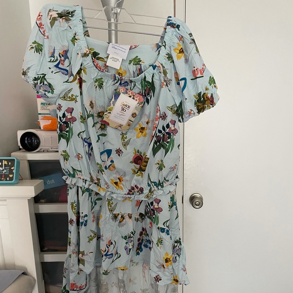Alice in Wonderland by Mary Blair dress set from Her Universe size M.